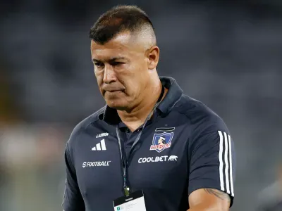 Almirón sigue esperando: Colo-Colo recibió un feroz portazo en el interés por su nuevo refuerzo