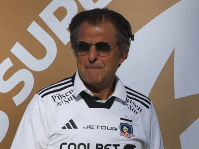 Aníbal Mosa reveló la fecha de término de los nuevos contratos de Vidal, Pizarro, Pavez y Saldivia