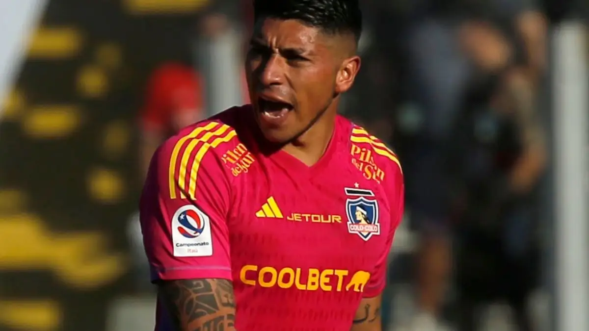 Brayan Cortés entrenó con normalidad y será el portero titular frente a Racing Club.