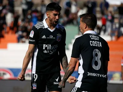 Se prueba la corona: Colo-Colo se impone sólidamente ante Cobresal