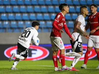 Fue el héroe ante Deportes Iquique pero en la interna de Colo-Colo dejan dudas sobre su futuro: «Dependerá de…»