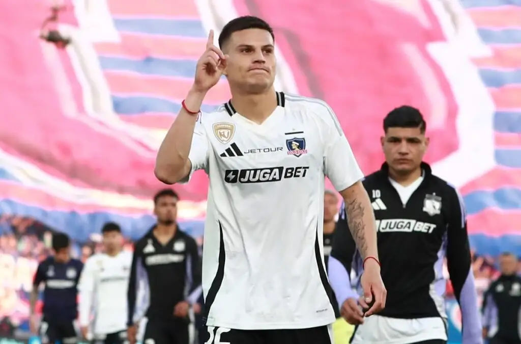 Lucas Cepeda pidió disculpas a los hinchas de la U por sus gestos tras el Superclásico.