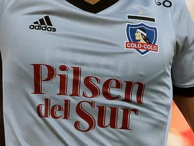 La marca de cerveza que reemplazó a Pilsen del Sur como auspiciador de Colo-Colo