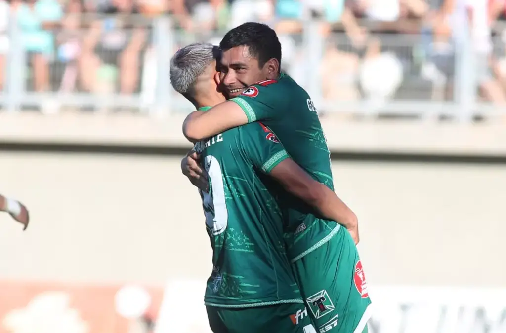 Juan Gutiérrez, ex Colo-Colo, en su etapa en la Primera B.