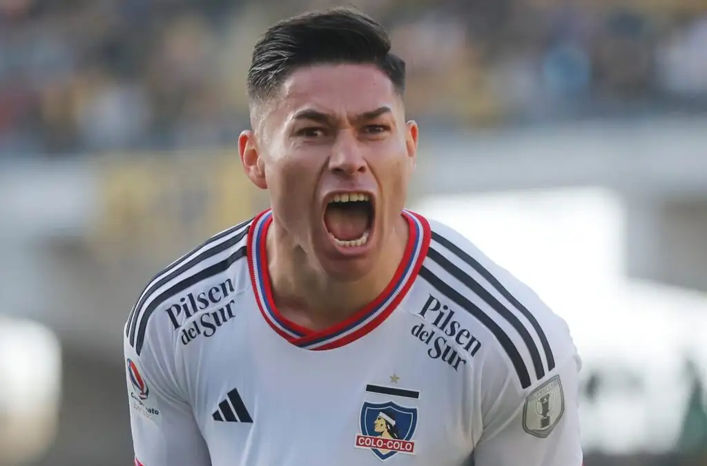 Óscar Opazo retornará a la titularidad en Colo-Colo.