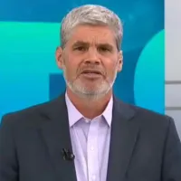 «No puede jugar así»: Juan Cristóbal Guarello arremete contra jugador de Colo-Colo por el duelo de Copa Libertadores
