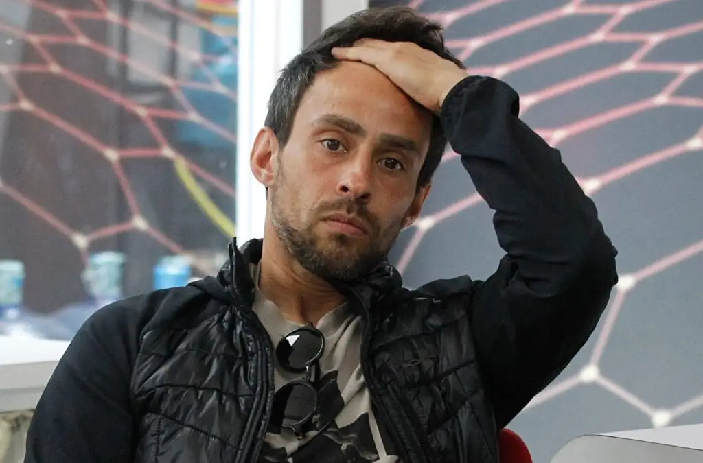 Jorge Valdivia fue detenido debido a una denuncia por delito sexual.