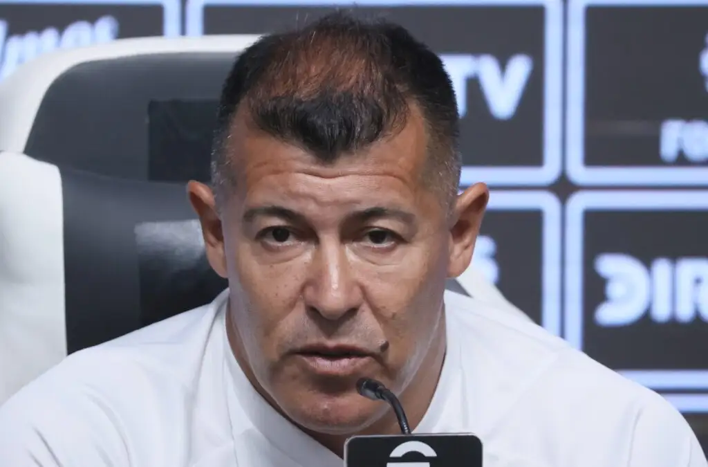 Jorge Almirón tuvo una fuerte conversación con los jugadores de Colo-Colo.
