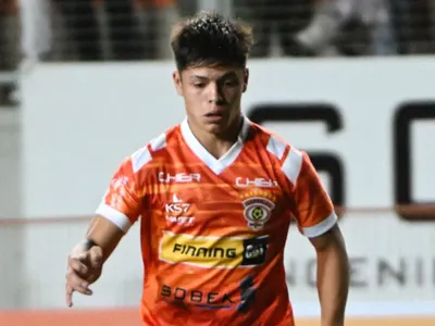 Parece broma: El impensado club que ficharía a Tomás Roco tras su frustrada llegada a Colo-Colo