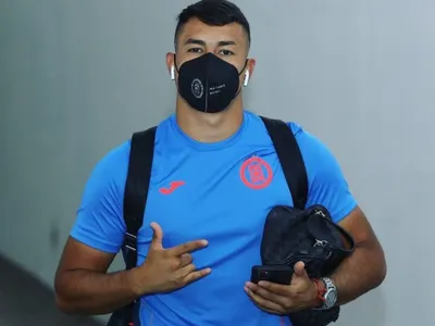 «¿Nos timaron desde Chile?»: Las ácidas críticas de hinchas de Cruz Azul a Iván Morales