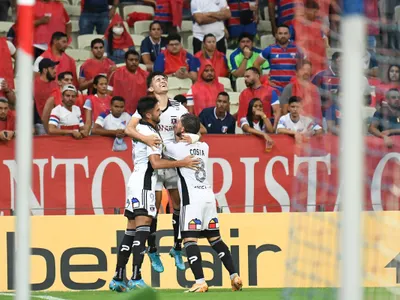 [VIDEO] Callando bocas: Revive el triunfo de Colo-Colo desde la orilla de la Arena Castelao