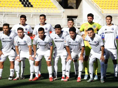 «Se quiere ir»: Hinchas albos no perdonan actitud de este jugador de Colo-Colo en el partido ante Deportes Limache