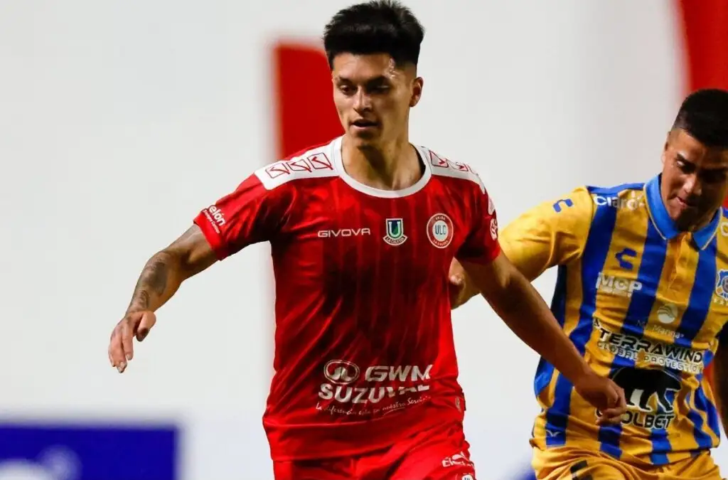Felipe Yáñez se ganó un puesto de titular jugando como puntero por izquierda.