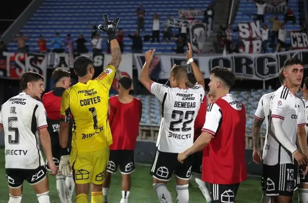 Colo-Colo sólo tiene una incorporación en el mercado de pases luego de un mes.