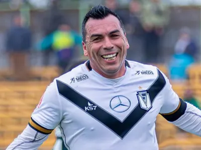 Así fue el gol de Esteban Paredes en su retorno al profesionalismo con Santiago Morning