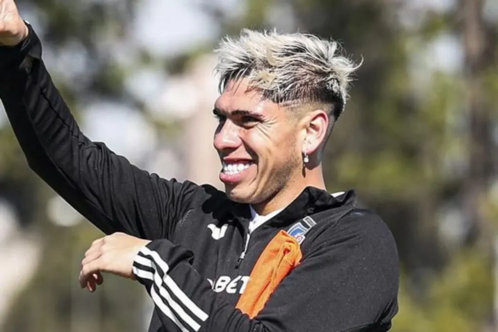 Carlos Palacios durante un entrenamiento de Colo-Colo.