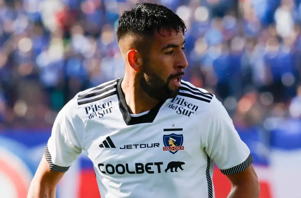 Mauricio Isla fue la primera persona en referirse a la fiesta del  pasado domingo.