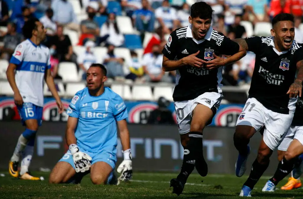 Alexander Oroz acaba su contrato con Colo-Colo a finales del 2023.