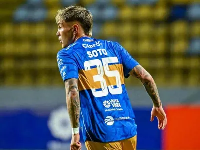 La inédita posición que ha utilizado Lucas Soto en su préstamo en Everton de Viña del Mar
