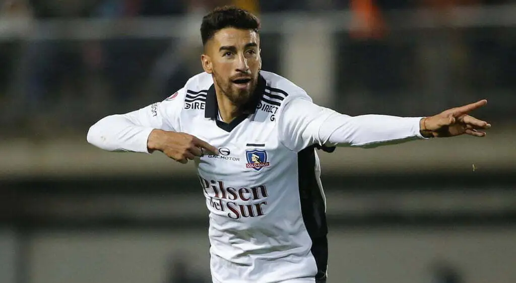 Los goles de Juan Martín Lucero aún son recordados en Colo-Colo.