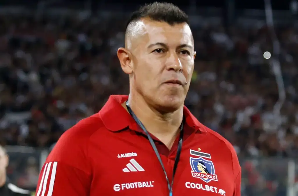 Ya se siente la mano de Jorge Almirón en Colo-Colo.