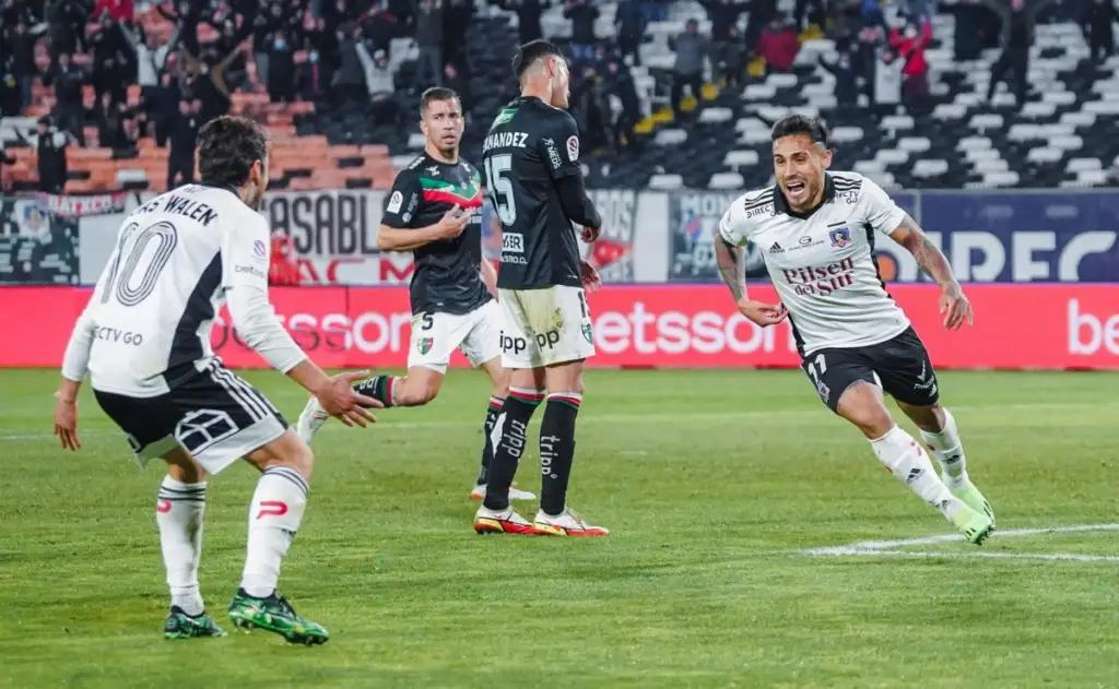 Desde este año, los clubes chilenos podrán contratar a jugadores de otros equipos del Campeonato Nacional sin restricción por minutos jugados.