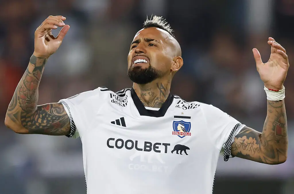Arturo Vidal se perderá el duelo ante Fluminense por suspensión.
