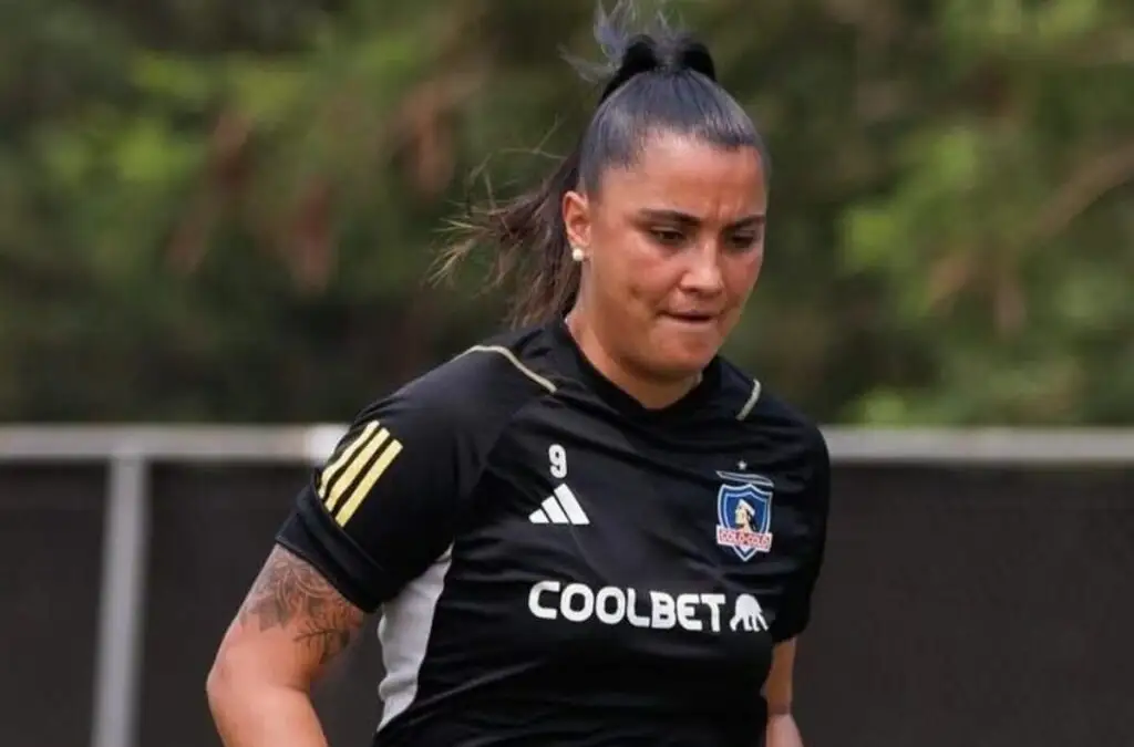 María José Urrutia renovó su contrato con Colo-Colo.