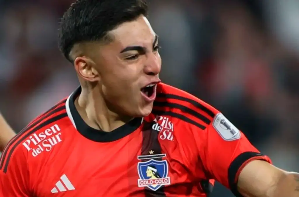 Jordhy Thompson podría volver a la titularidad en Colo-Colo.