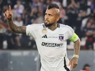 Se puede ir gratis: Los minutos que le faltan a Arturo Vidal para sellar su renovación en Colo-Colo