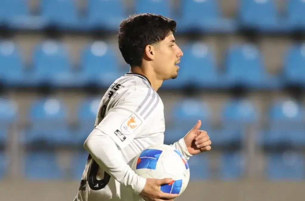 Alexander Oroz anotó el gol del empate ante Iquique, pero aún no es un puesto fijo en el plantel.