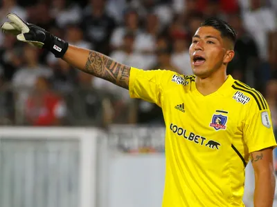 Con nombre y apellido: Se relevan los dos equipos europeos que buscan sacar a Brayan Cortés de Colo-Colo