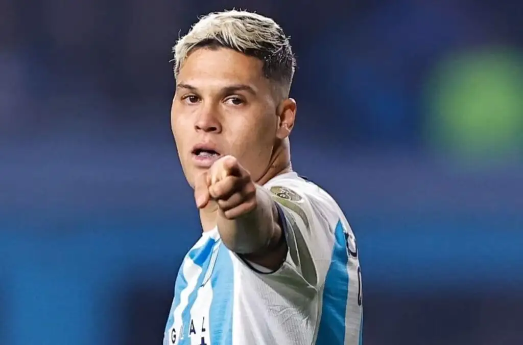 Juan Fernando Quintero está en la órbita de Colo-Colo.