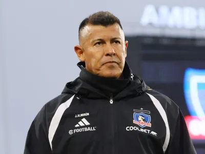 Jorge Almirón recupera un jugador lesionado y suma una nueva variante para el segundo semestre