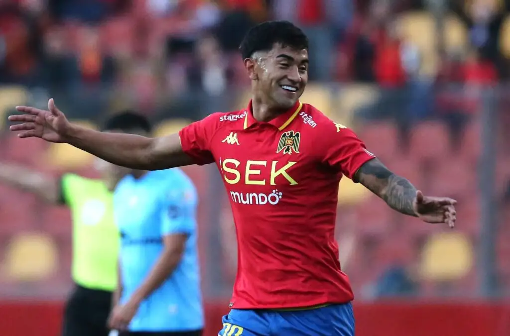 Colo-Colo consultó a Rosario Central por las condiciones de Franco Frías.