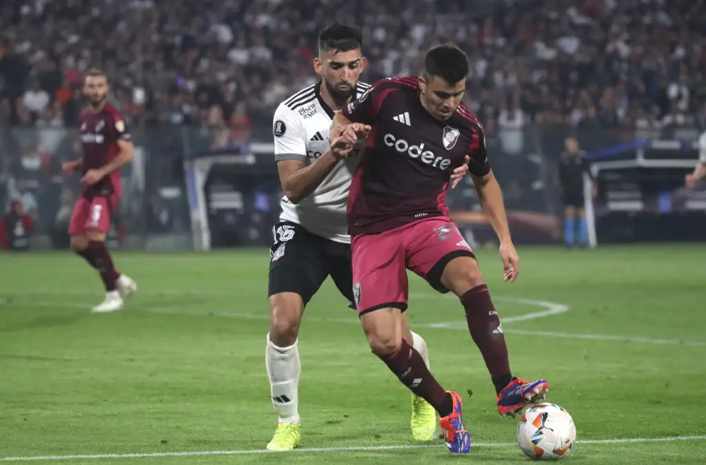 El zaguero sirio asoma como titular en la vuelta ante River. Jonnathan Oyarzun/Photosport.