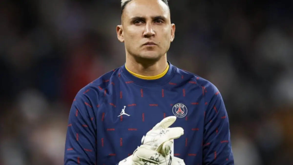 El último club que defendió el nacido en Costa Rica fue el Paris Saint-Germain.