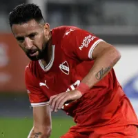 Contra el reloj: Independiente le da un ultimátum a Mauricio Isla y Colo-Colo