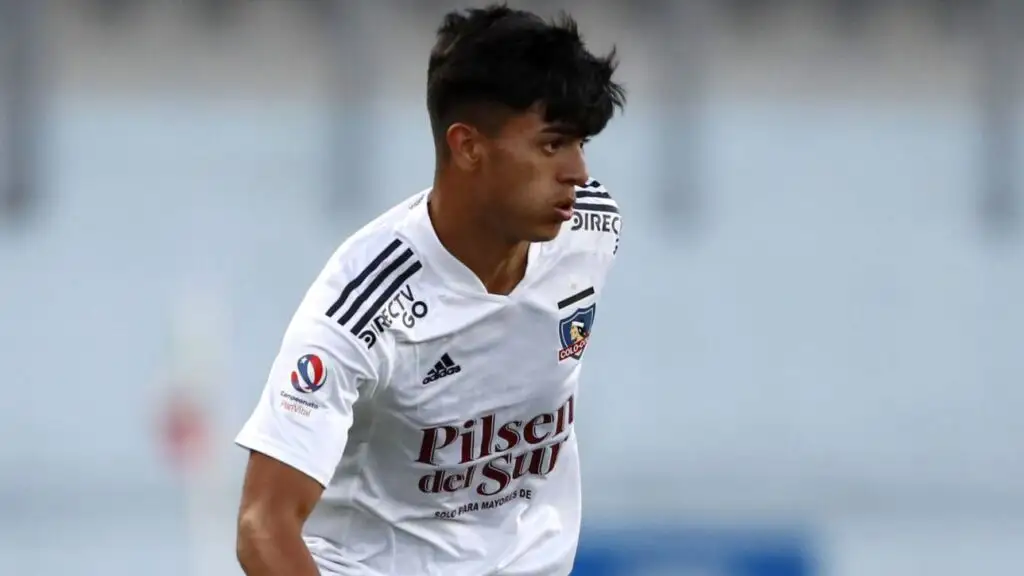 Matías Pinto espera su oportunidad en Colo-Colo.