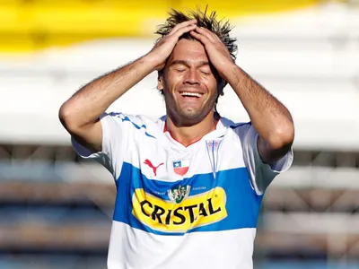 Quiere que siga en Colo-Colo: José Luis Villanueva pide la renovación de criticado jugador albo