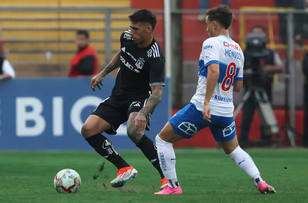 Alan Saldivia se ha transformado en pilar de la defensa de Colo-Colo.