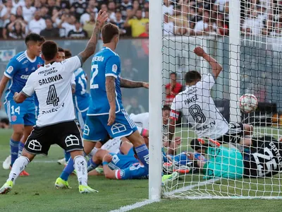 ¿Bien anulado? Revelan audios del VAR sobre el gol no cobrado a Colo-Colo en el Superclásico