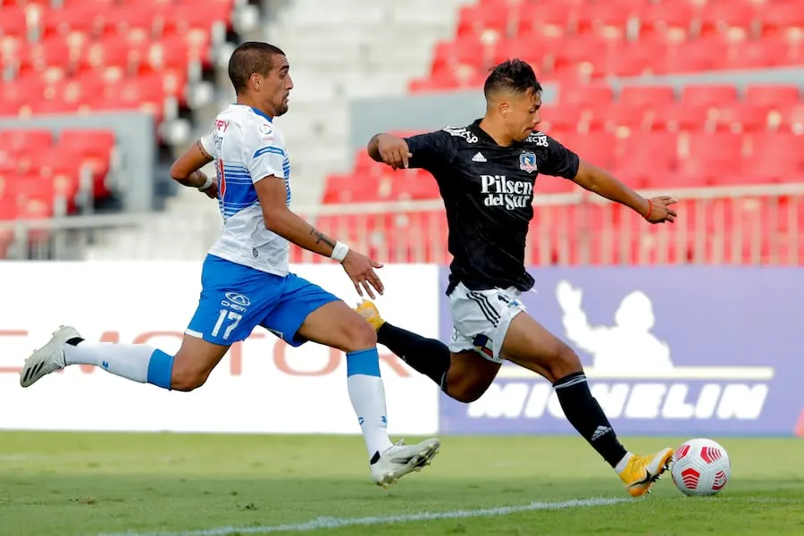 Iván Morales: de castigado a marcar el primer gol de la temporada - La  Tercera