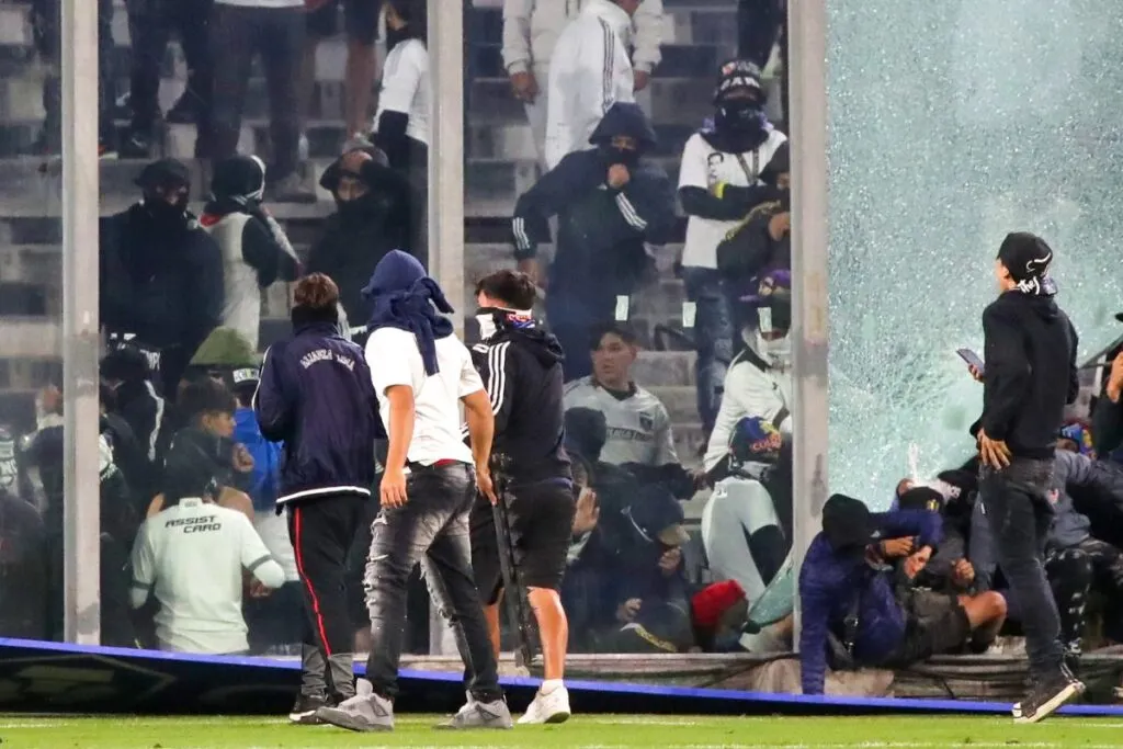 Será difícil para Colo-Colo poder dar vuelta la página de la oscura noche que se vivió el jueves 10 de abril en Macul.