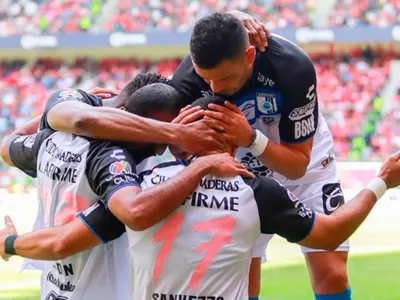 Viejo anhelo de Colo-Colo para la delantera vive un infierno en México y ByN podría negociar su llegada para el 2024