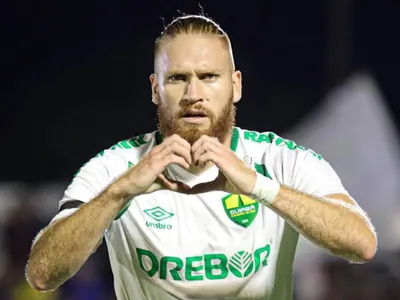 Desde Brasil informan que Colo-Colo realizó oferta por Isidro Pitta, goleador paraguayo del Cuiabá