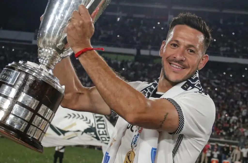 El futbolista de 34 años estuvo entre 2023 y 2024 en el Popular.