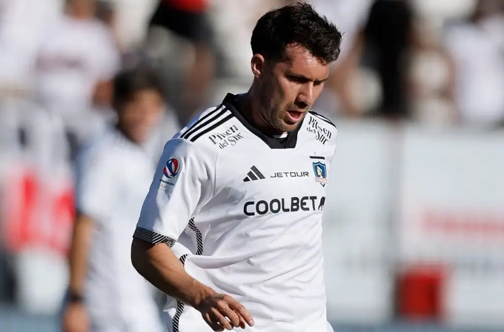 César fuentes termina contrato en diciembre con Colo-Colo.