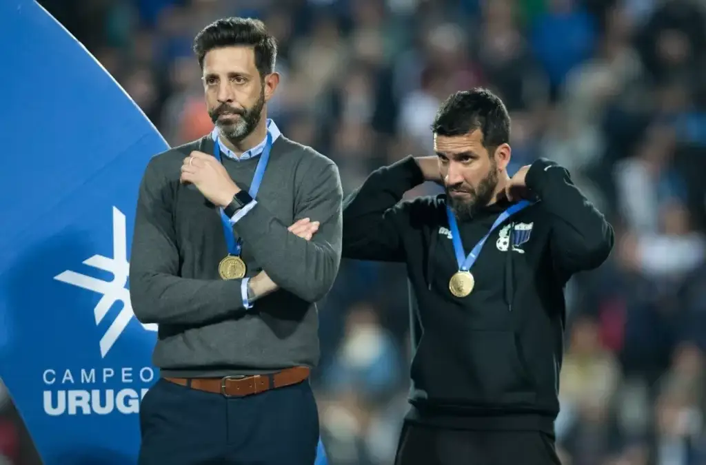 Mauricio Victorino podría llegar a Colo-Colo, en caso de que se confirme Jorge Bava como nuevo entrenador.