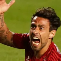 Jorge Valdivia defendió a futbolistas de Colo-Colo y le respondió con dureza a la Garra Blanca por polémico lienzo